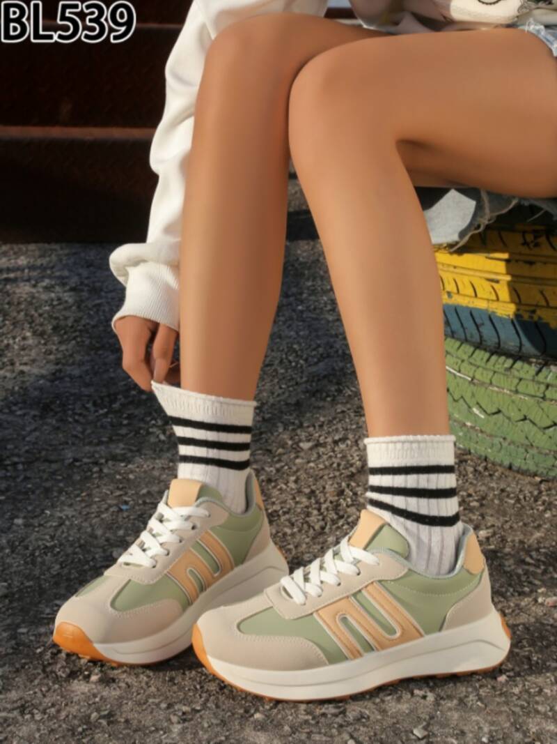 Buty sportowe damskie Roz 36-42 / 12 par